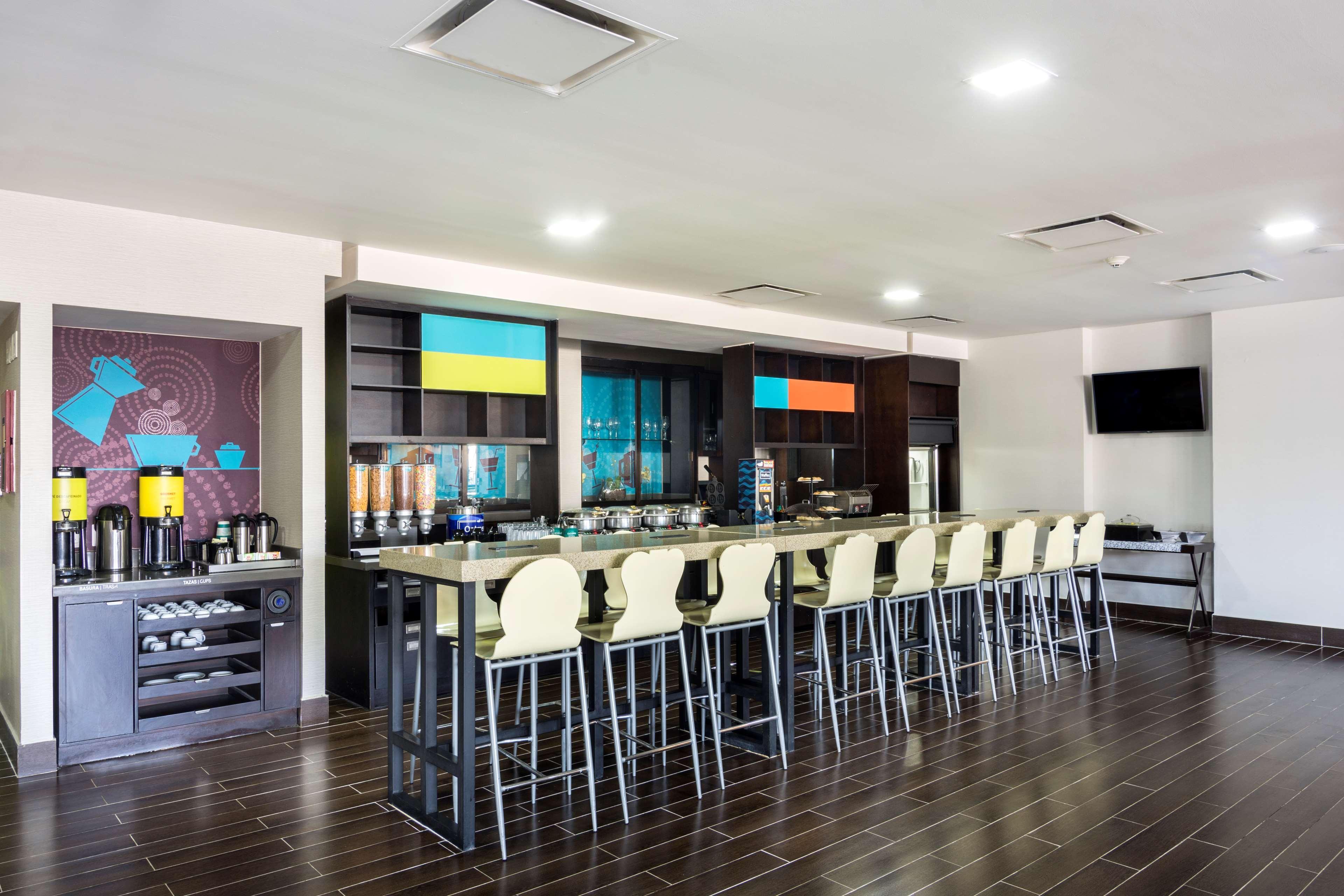 Homewood Suites By Hilton Queretaro Exterior photo