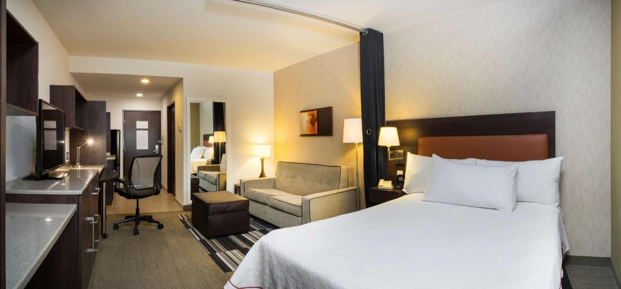 Homewood Suites By Hilton Queretaro Exterior photo